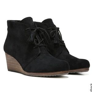 Dakota Wedge Booties